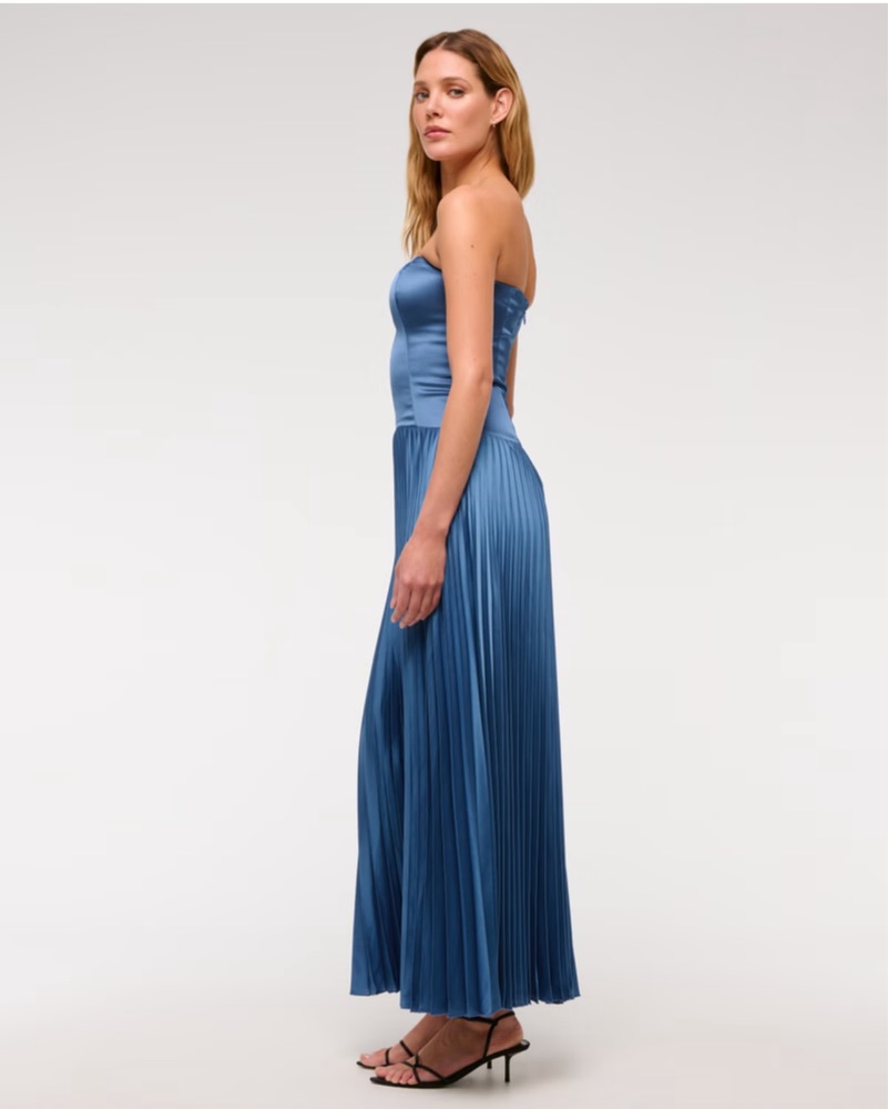 A&F Giselle Drop-Waist Maxi Dress by Abercrombie and Fitch - Pickle