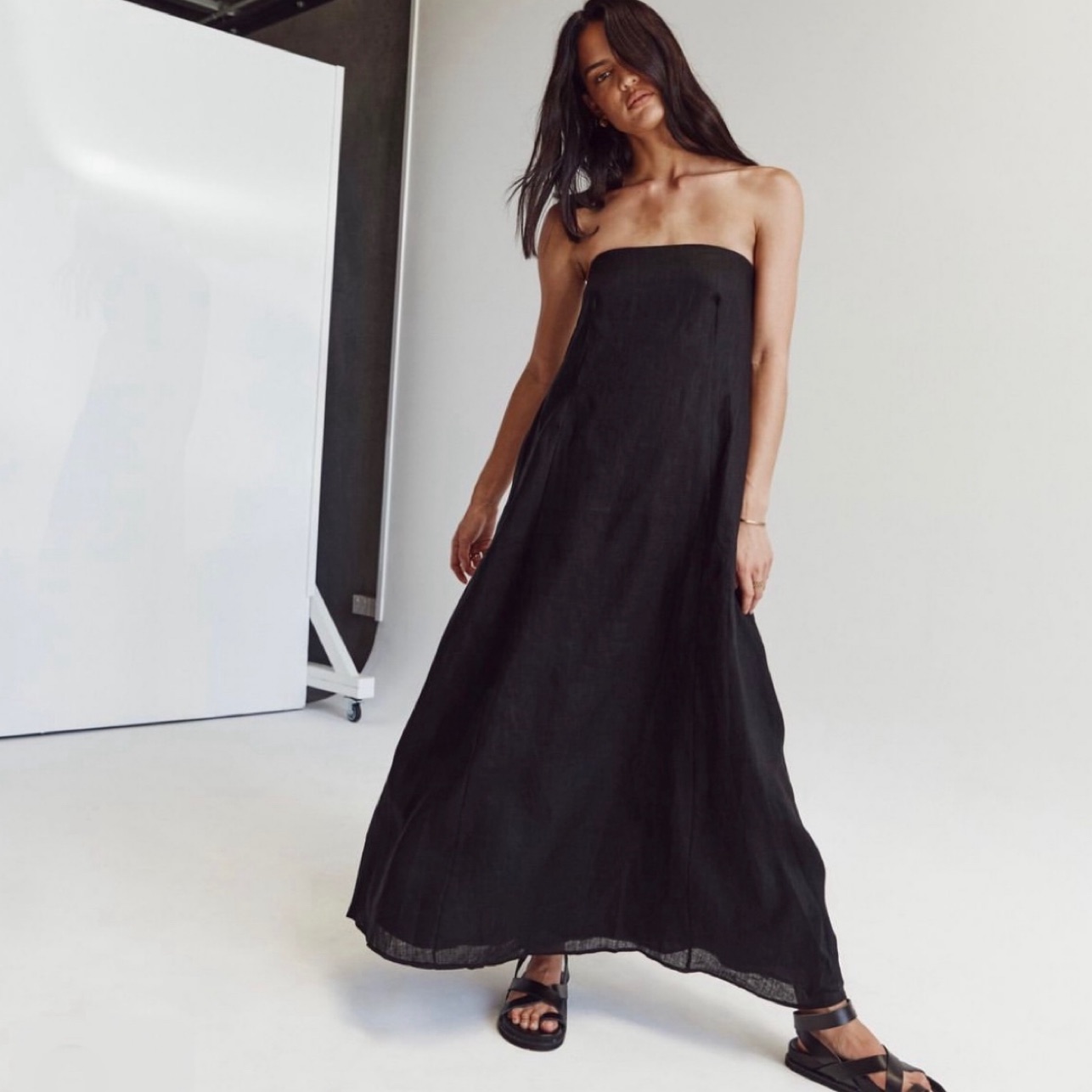 Dissh Karney Black Linen Dress US 6 by Dissh - Pickle