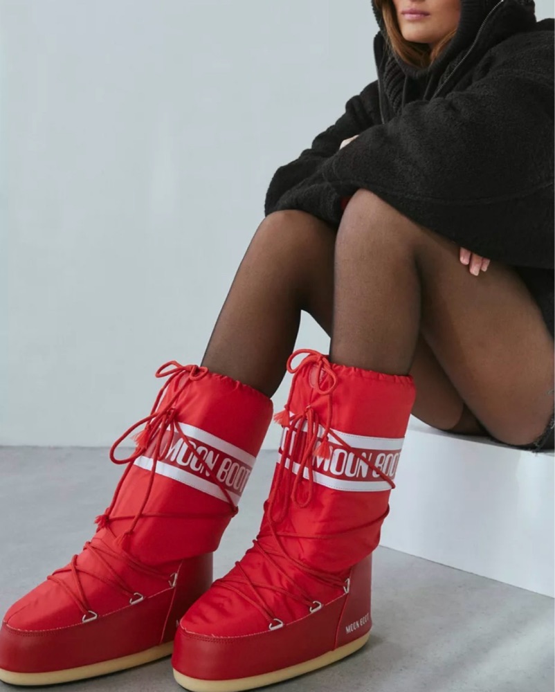 正規店購入 MOONBOOT レッドブーツ y2k Red Moon Boots by Moon Boots - Pickle