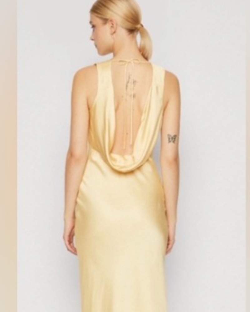 abercrombie plunge cowl back maxi dress yellow Yellow Silk Plunge Cowl Back Dress by Abercrombie and Fitch
