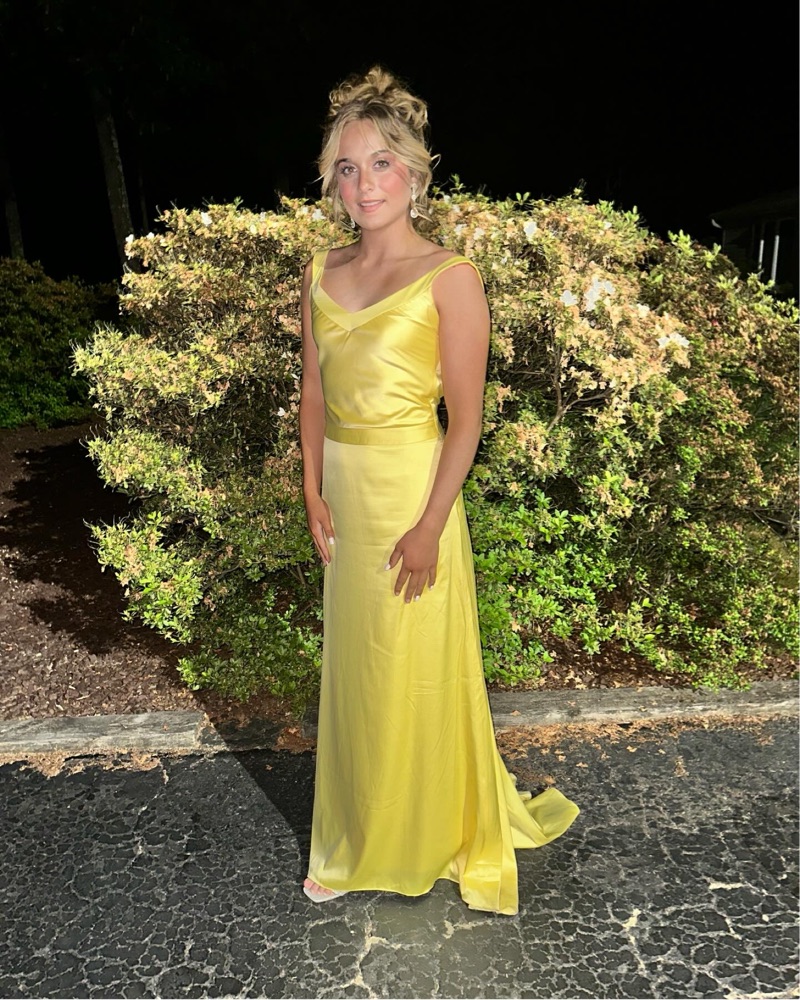 club dresses with slits Sexy V-neck Red Split Prom Dress Simple Slit Sexy Party Dress TP0832 US14 / Custom Color LOW-HIGH Featuring a classic design Discover 29 navy blue Size:UK 7 / EU 40 / US 9