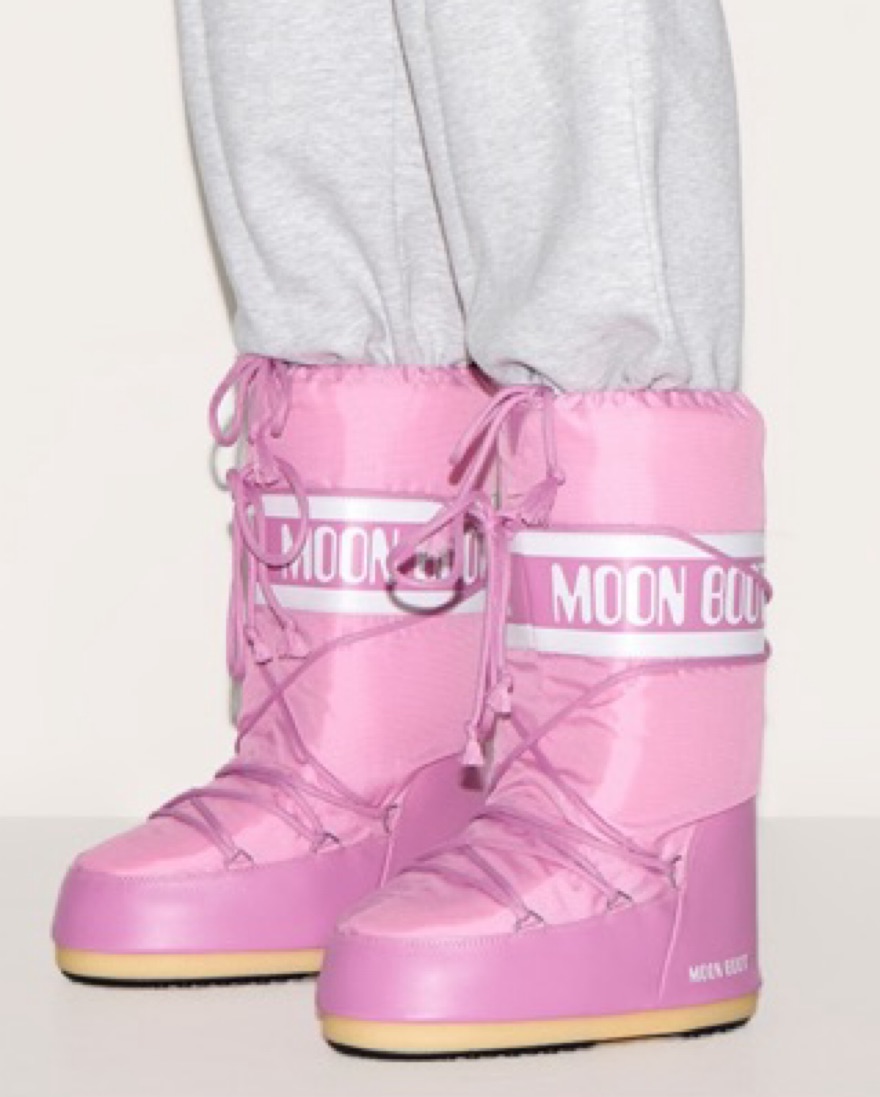 Icon Pink Nylon Moon Boots Sz 9-10.5 by Moon Boots - Pickle