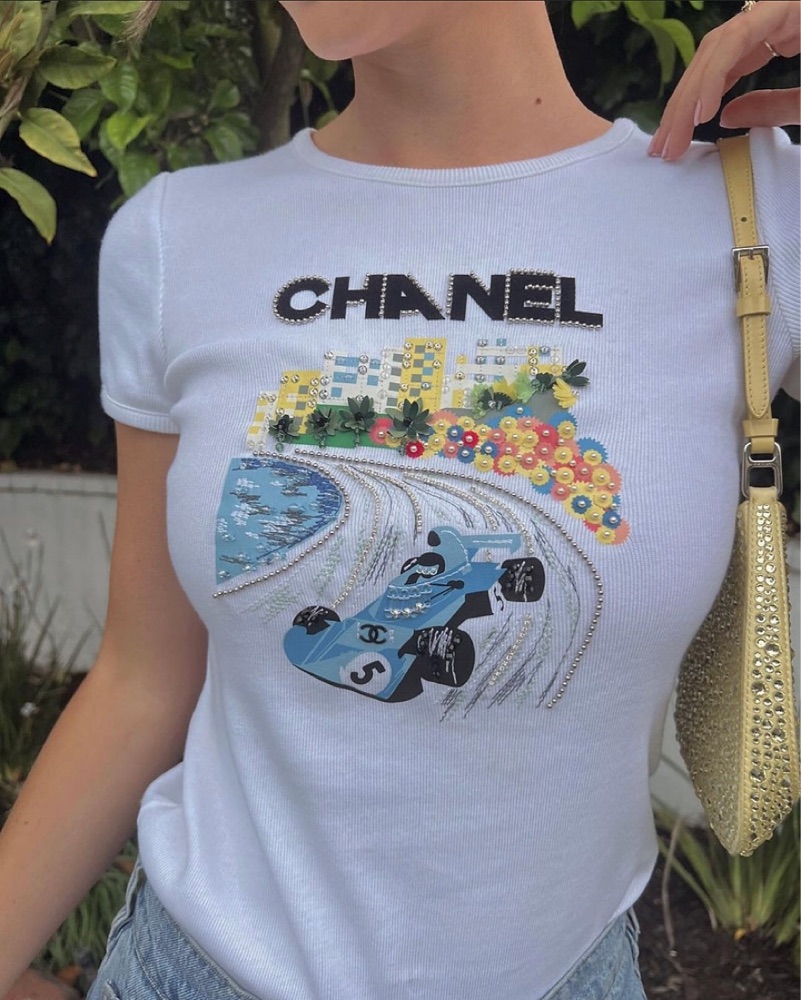 CHANEL グラフィックプリント Tシャツ S Chanel F1 Graphic Tee by Chanel - Pickle