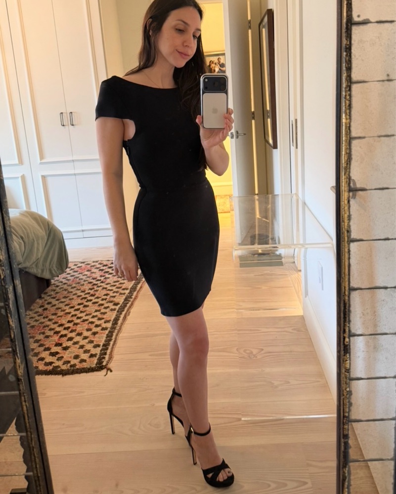 herve leger black dress the nanny Help me find this little black dress. : r/findfashion