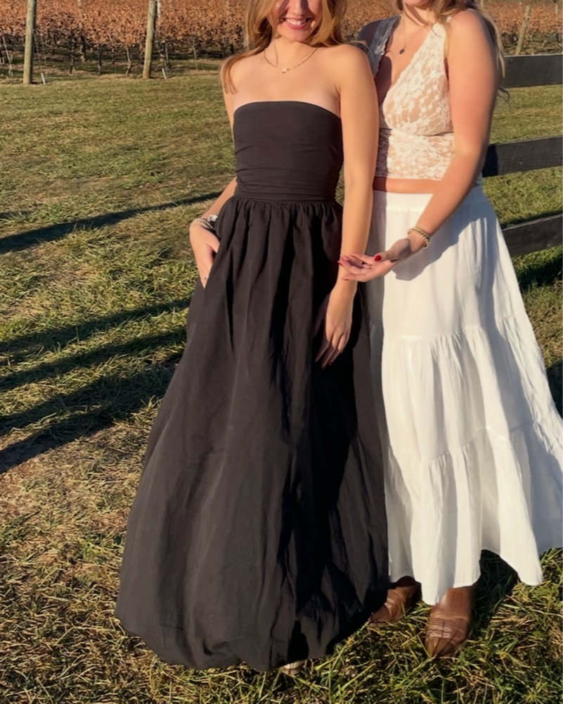 dissh black and white dress the dress of our dreams, the Blake White Linen One Shoulder Dress also  comes in Stone & Black