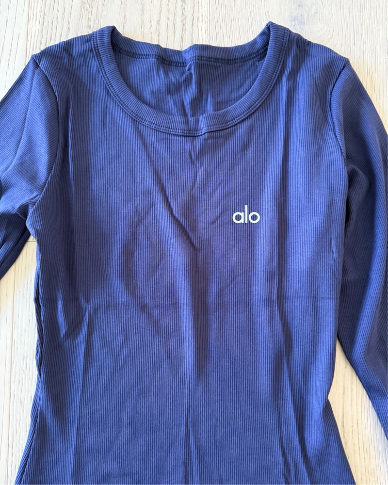 Alo Yoga Navy Blue Ribbed Workout Top by Alo Yoga - Pickle