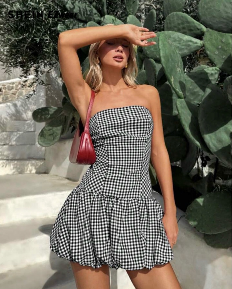 embroidered blue and white dress Self-Portrait Cotton Midi - Impress the crowd with Christmas Dresses Atria Signature Colors:Nude Crystal Tassel Backless Mini