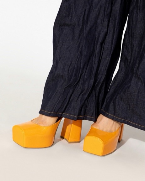 Bottega Veneta Orange Pumps | Pickle