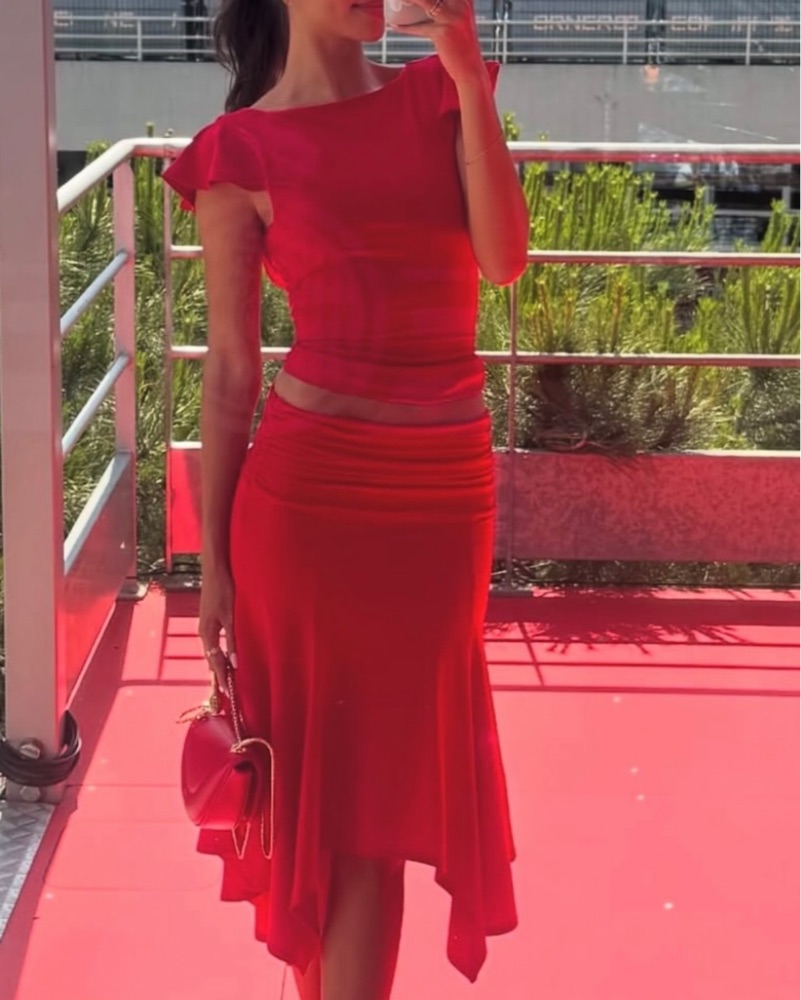 danielle guizio red dress Danielle Guizio Resort 2024 [PHOTOS]
