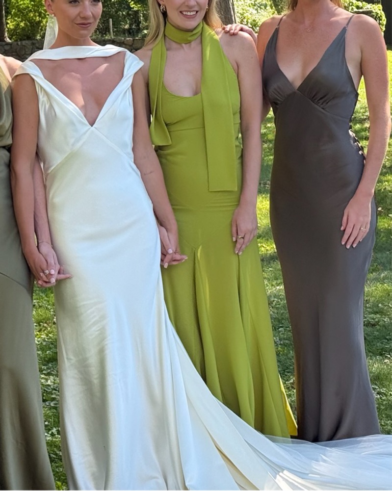 Siedres Green Gown by SIEDRES - Pickle
