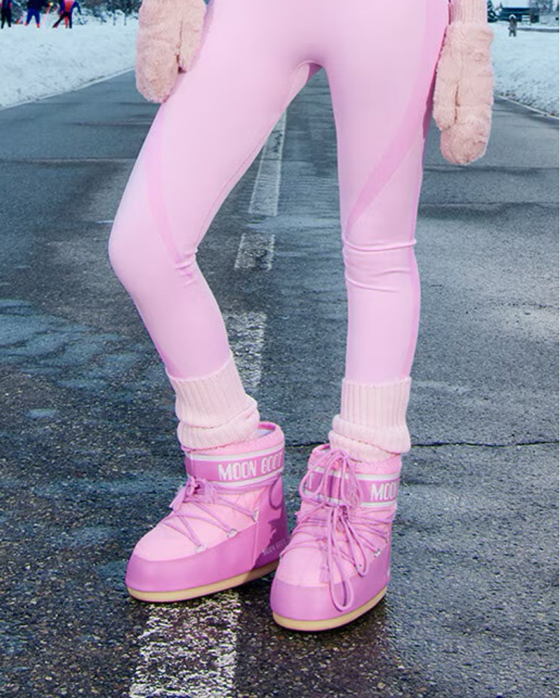 MOON BOOT ピンク EU36/38 Moon Boots Size 36/38 by Moon Boot - Pickle