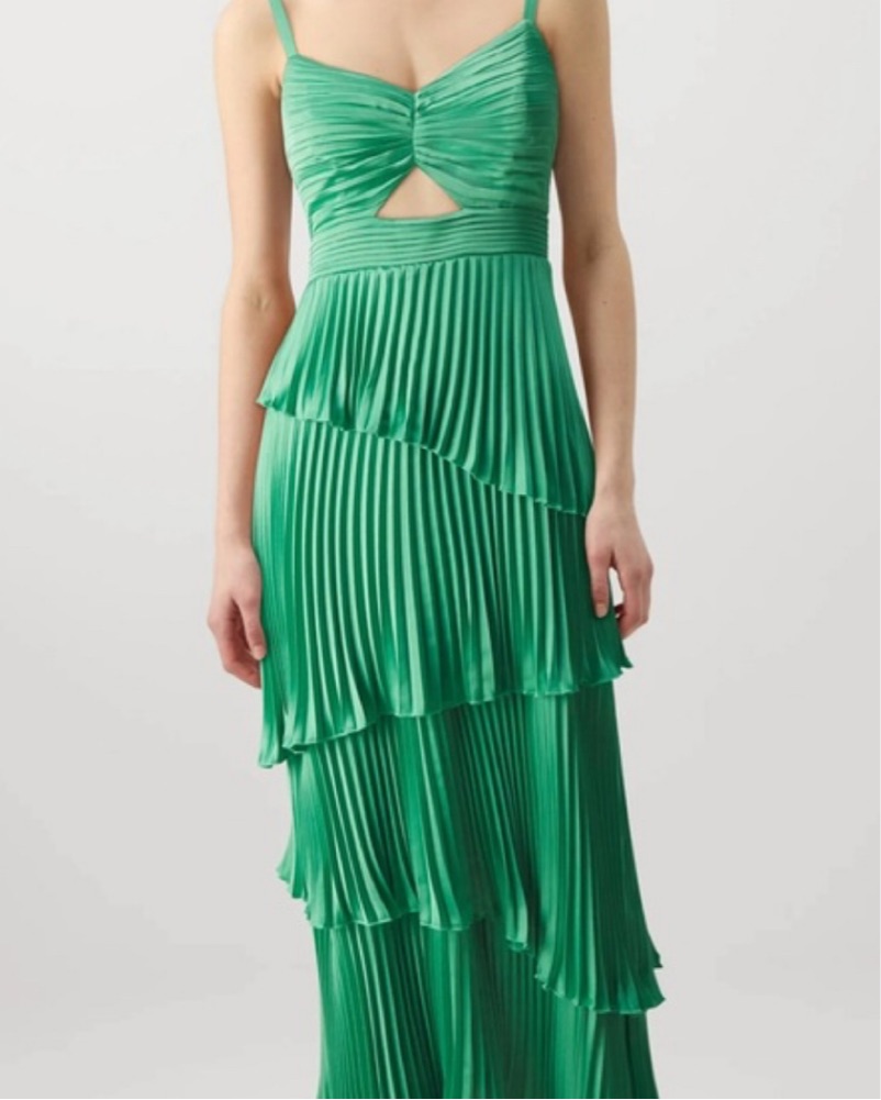 emerald green maxi dress Emerald Green Maxi Dress – Stylavo main image 0