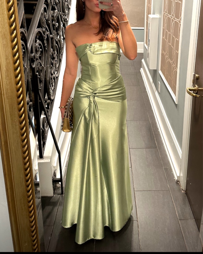 silver long prom dresses Mermaid V-Neck Silver Long Prom Dress with Open Back – FancyVestido