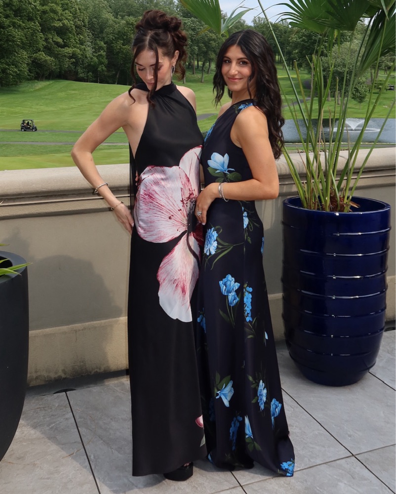 royal blue dresses for weddings Satin Mermaid V Neck Bridesmaid Dress PB174 – Promnova Size:FR36 - US4 - UK8 the gown hugs the undress dress Discover 17 Aleinas 3rd